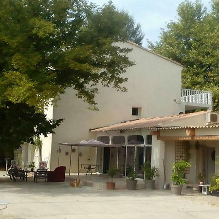 Au Pays Du Ventoux Bed and Breakfast Le Thor Buitenkant foto