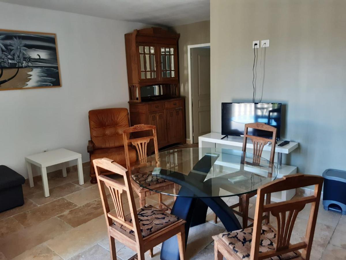 Au Pays Du Ventoux Bed and Breakfast Le Thor Buitenkant foto
